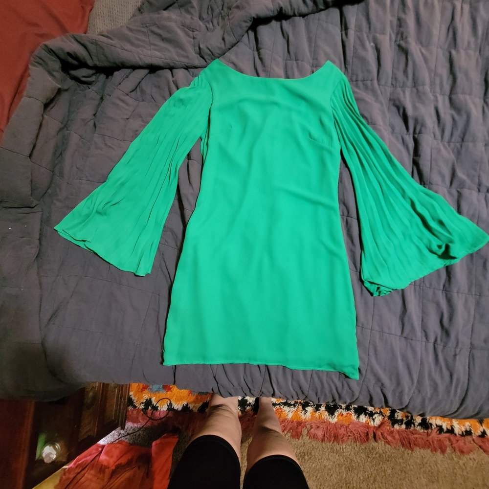 Gianni Bini Vibrant Green Mini Dress